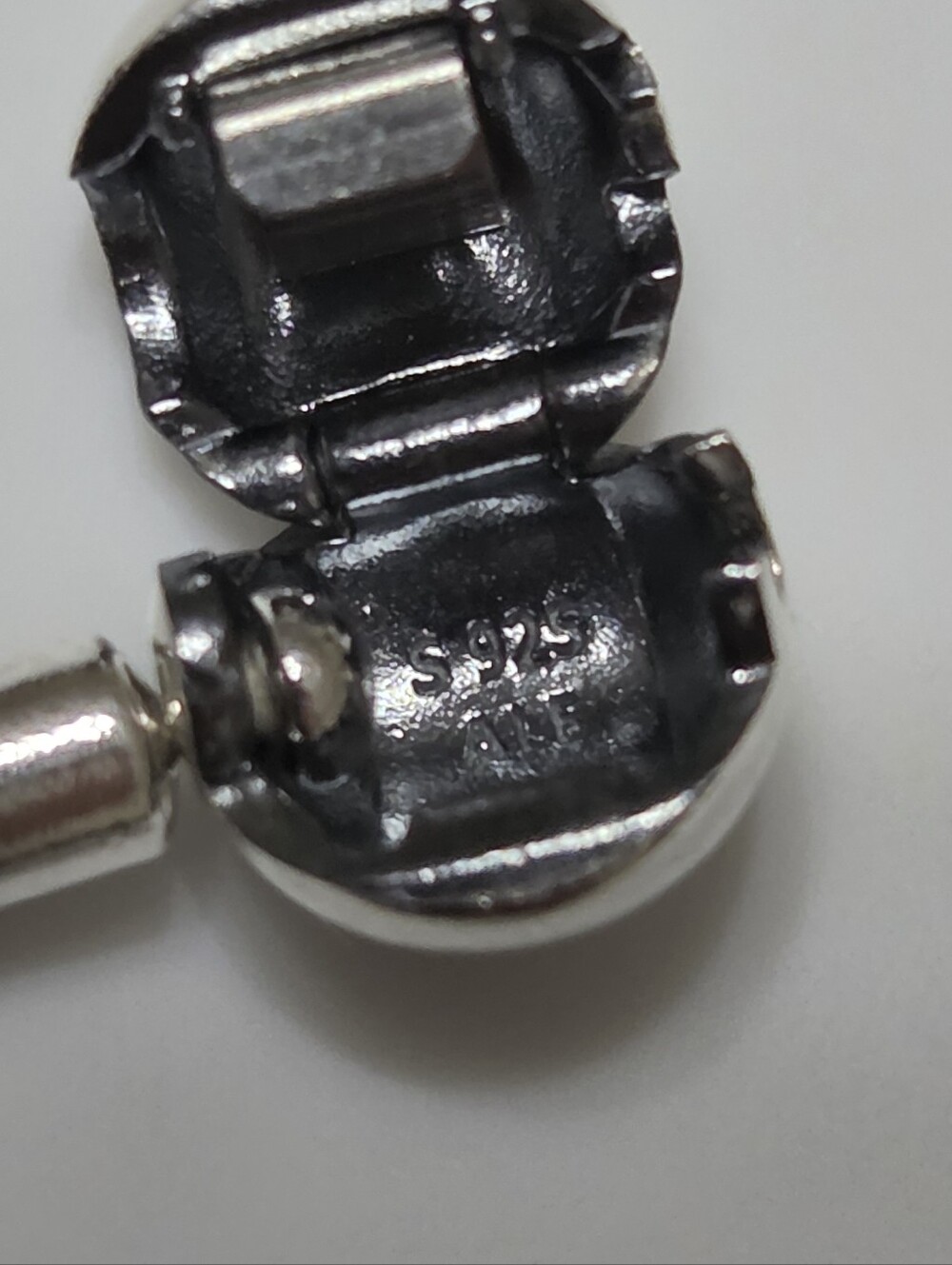 Authentic Pandora Moments Snake Chain Bracelet - Picture 5 of 5